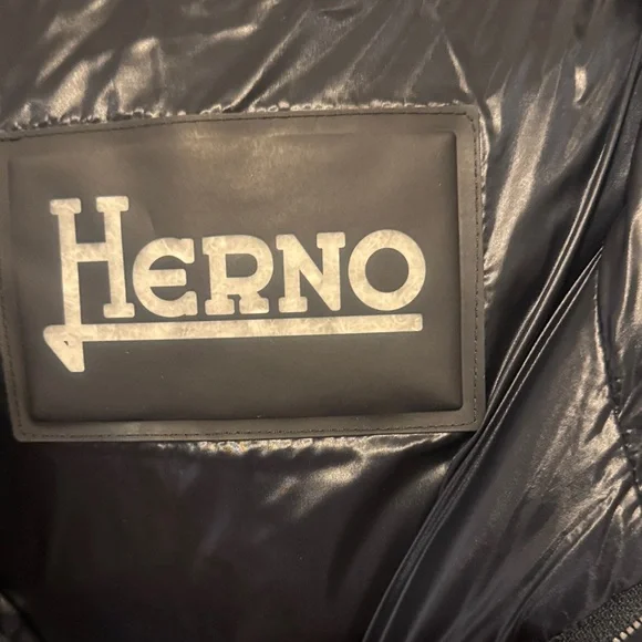 Herno Ultralight Weight Navy Glossy Puffer - Picture 2 of 6